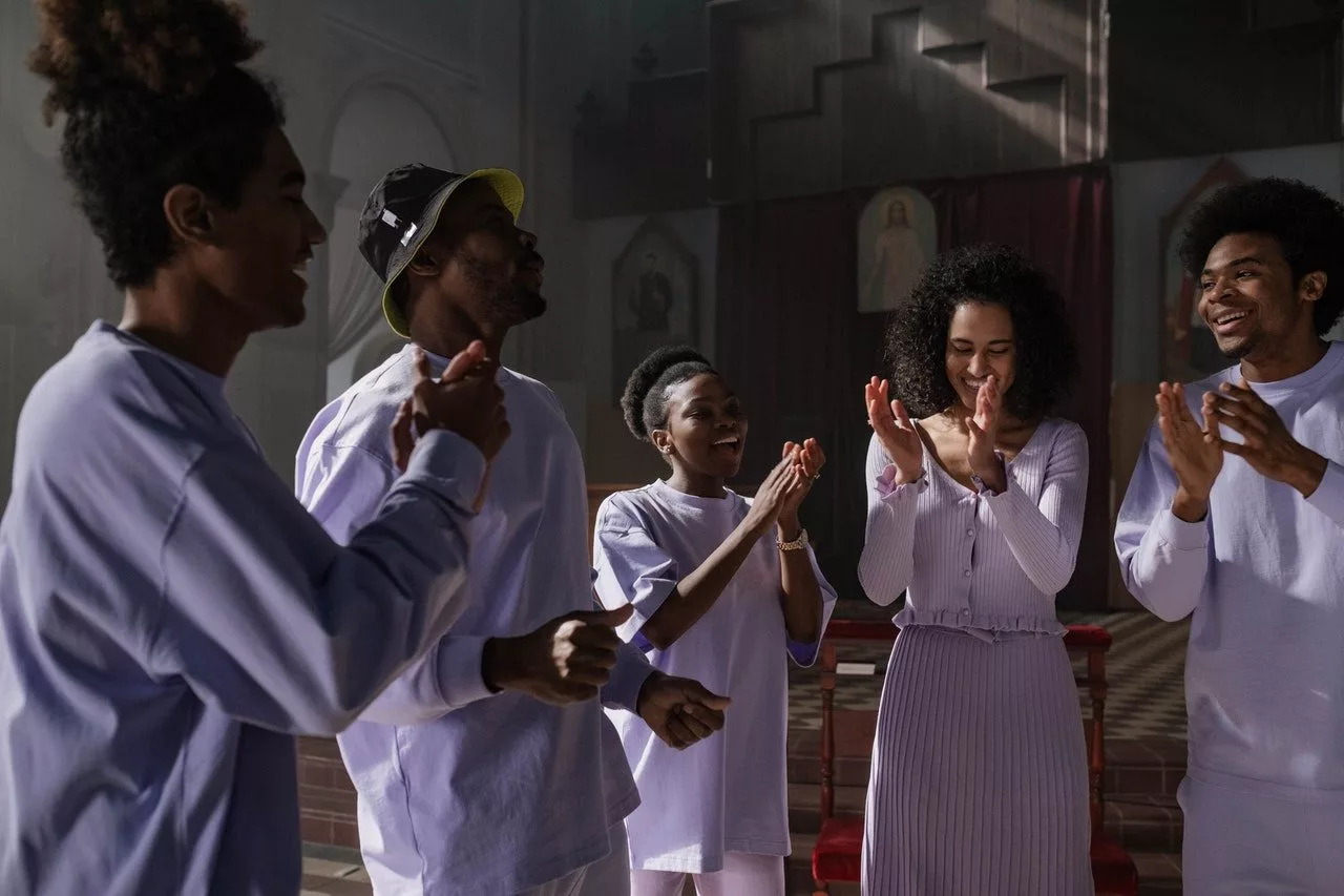 Know The Clapping Benefits In Respect To Overall Disease