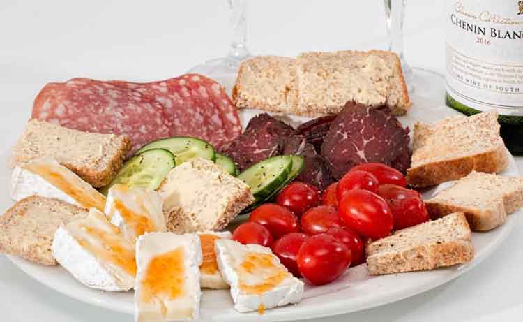 متطلبات البروتين حسب العمر: الفوائد والأنواع