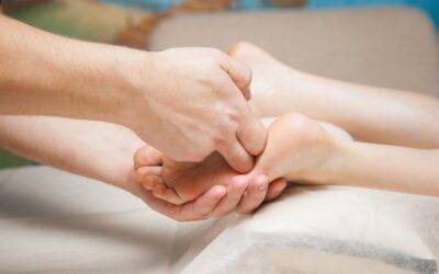 نقاط العلاج بالضغط لفقدان الدهون في البطن