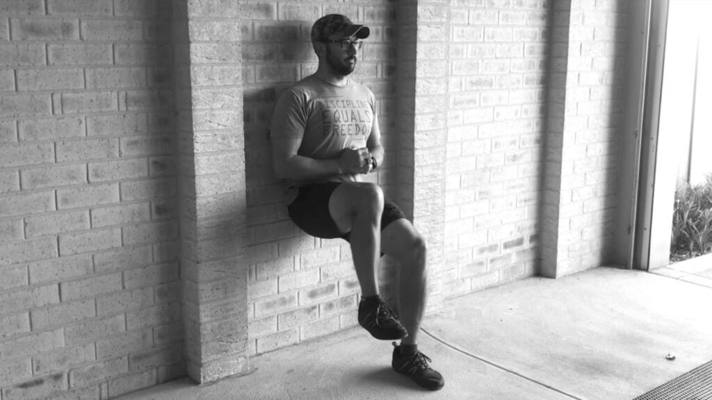 Sentar na parede de marcha