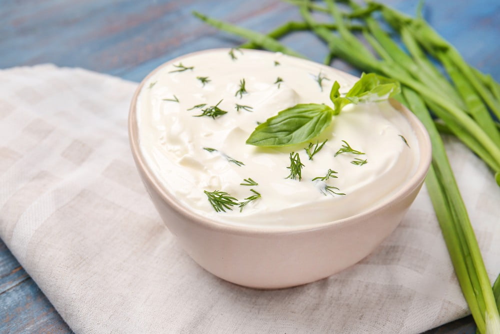 As mulheres grávidas podem comer creme de leite: conhecido por especialistas