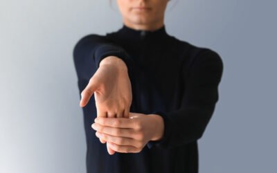 Best Sprained Wrist Exercises with Home Remedies