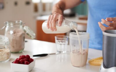 7 benefícios de beber shake de proteína antes de dormir com efeitos colaterais 7 benefícios de beber shake de proteína antes de dormir com efeitos colaterais