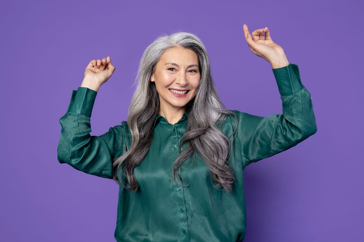 Apakah ada makanan yang dapat menunda munculnya rambut abu-abu?