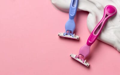 Você pode se barbear no seu período? Compreender os mitos e fatos