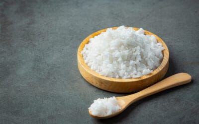 Bagaimana garam Laut Mati membantu eksim?